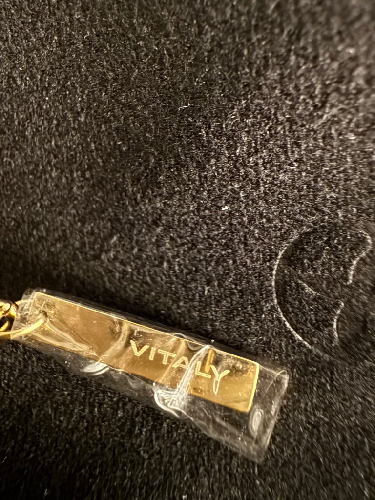 Vitaly Shimmer Gold Necklace — image 7 of 8
